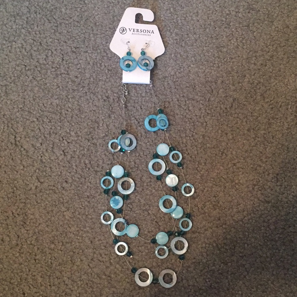 Necklace and Earring set